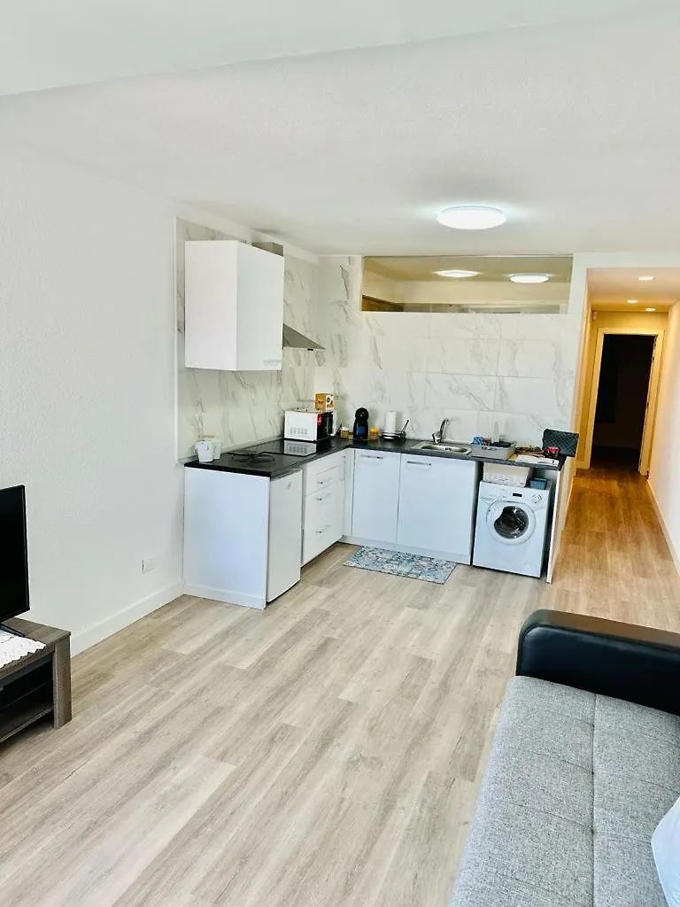Apartamento Castle Harbour Los Cristianos  Spain